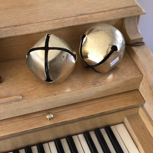 Pair of Large Sleigh Bells, Crotal, Jingle Bells, Horse Bells, Brass