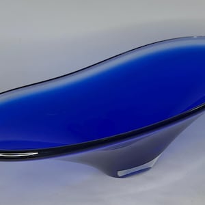 Large Mid-Century Deep Blue Hand-Blown Murano Glass Bowl