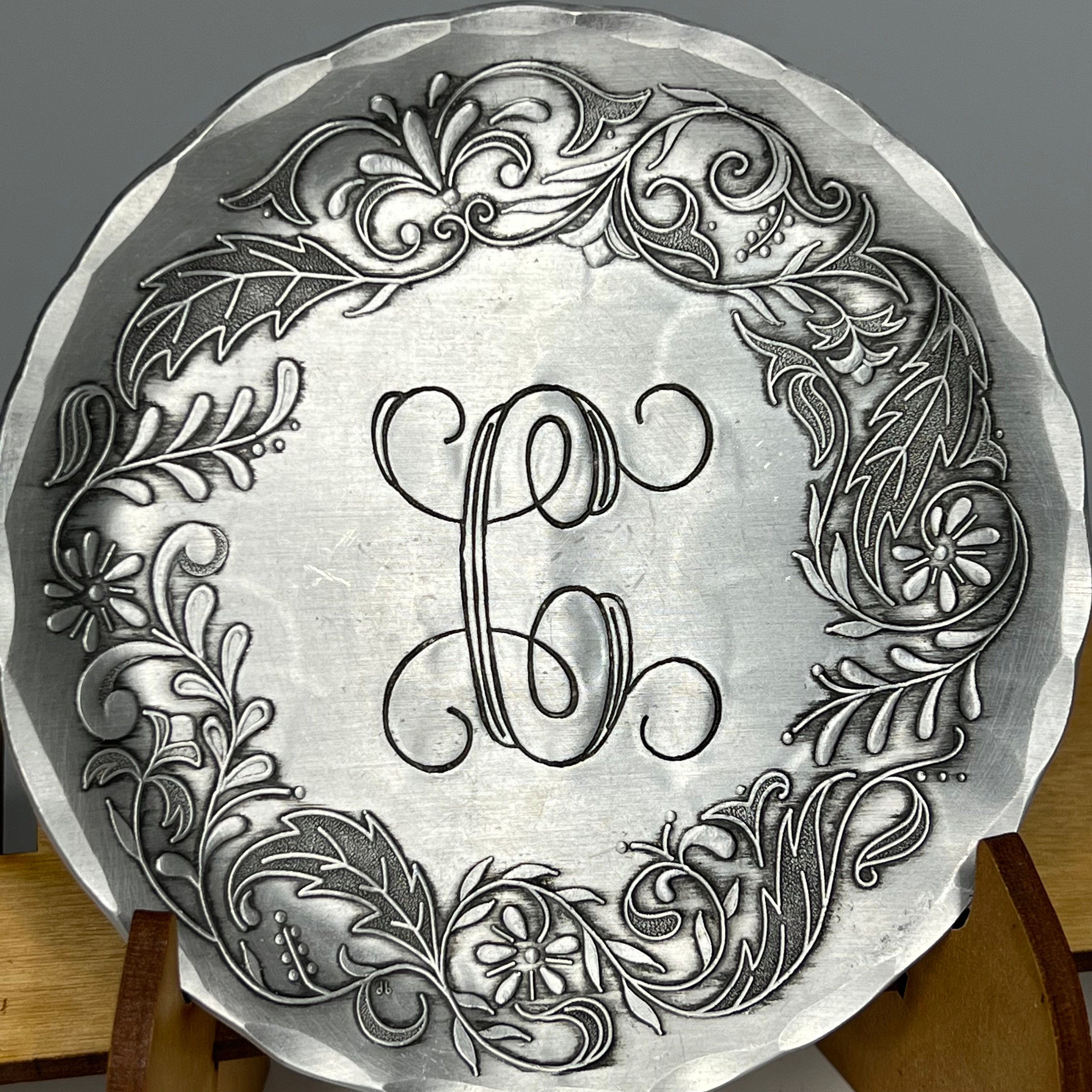 Vintage Wendell August Hammered Metal Plate Trinket Tray Etsy