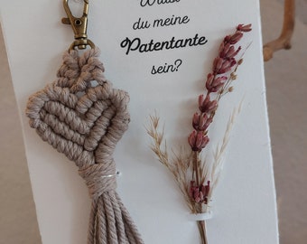 Key ring godmother macrame