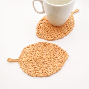 Crochet leaf coaster pattern