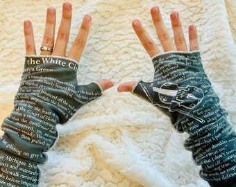 Shadows of the White City Writing Gloves * Reading Gloves * Arm Warmers * Booklover Gift * Fingerless Gloves