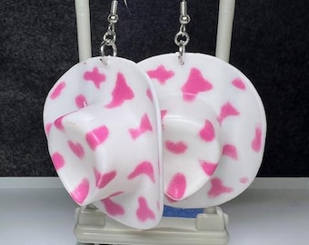 Pendientes con sombrero de vaquera rosa