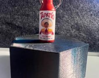 Tapatio Hot Sauce keychain (mini brands)