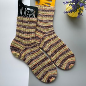 Hand Knit Wool Socks: Warm Winter Unisex Socks US 7-8