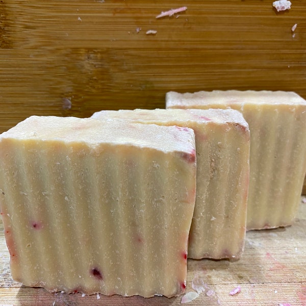 Strawberry Shampoo Bars! Handmade, three oil blend!