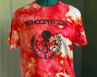 Ice Dye Graphic T-Shirt Small Red/Black School of Rock