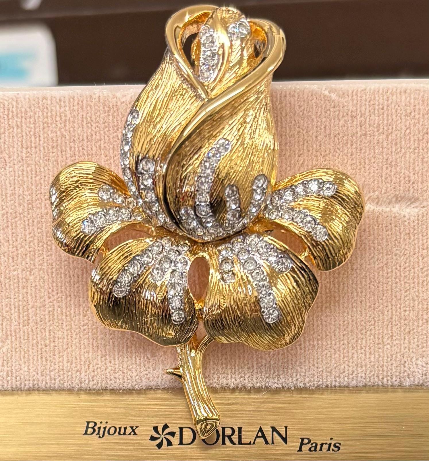 D orlan brooch - Etsy 日本