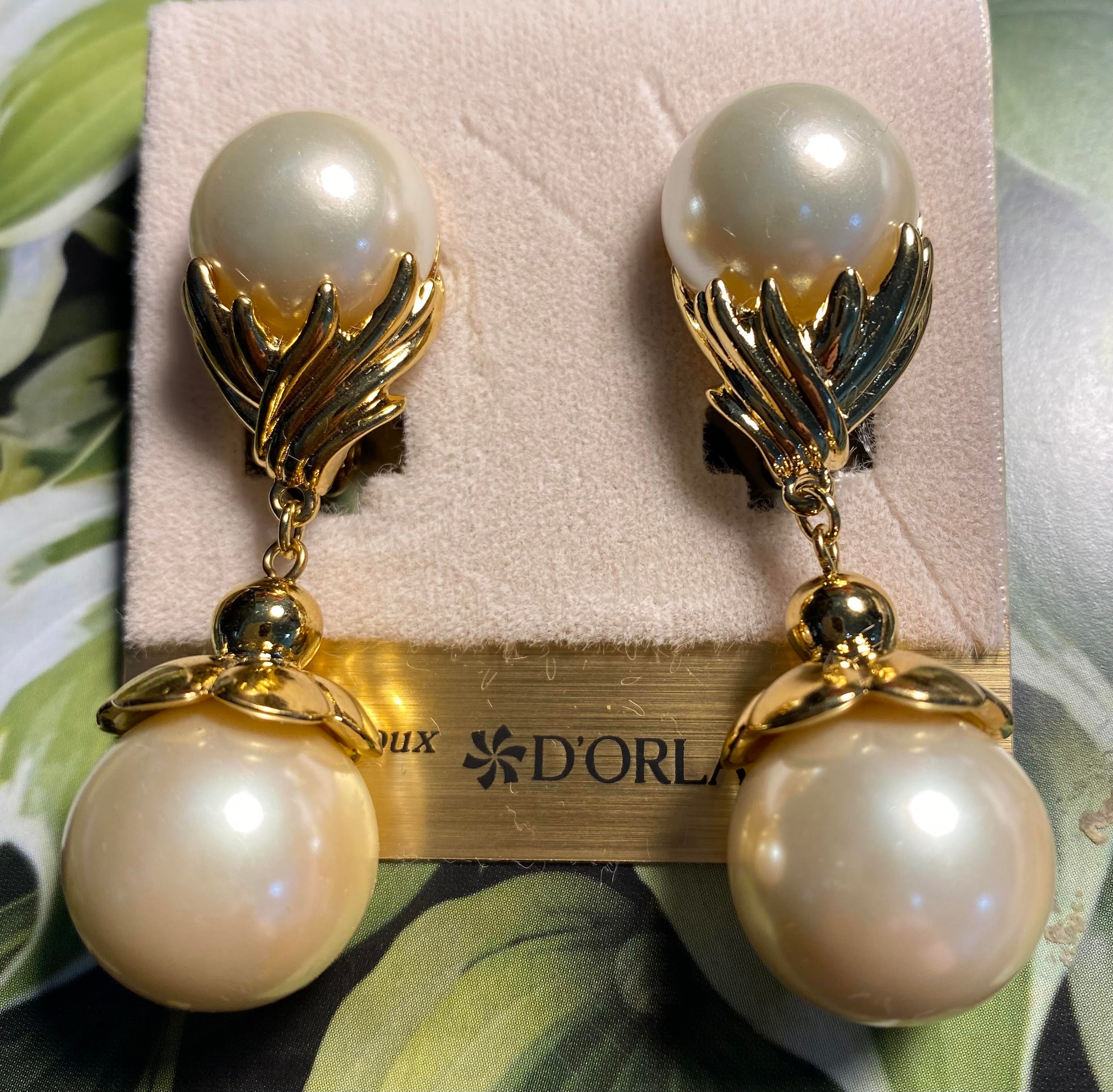 D'orlan Signed Necklace W Pierced Earrings. . Triple 22kt