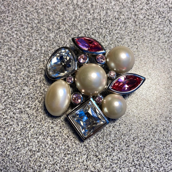 Nina Ricci Rhodium brooch.  Handset Pearls and Swarovski crystals. Designer, Vintage, Canadian, New piece