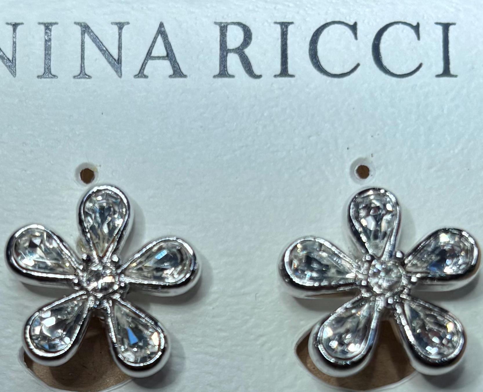 Boucles D'oreilles Clips Nina Ricci - Forme Fleurs En Acier Doré - Occasion - Fabriqué En France