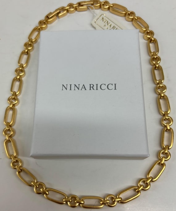 Collier Acier Inoxydable Doré - Pendentif Cœur - Style Luxe YSL, Nina Ricci, Etc.