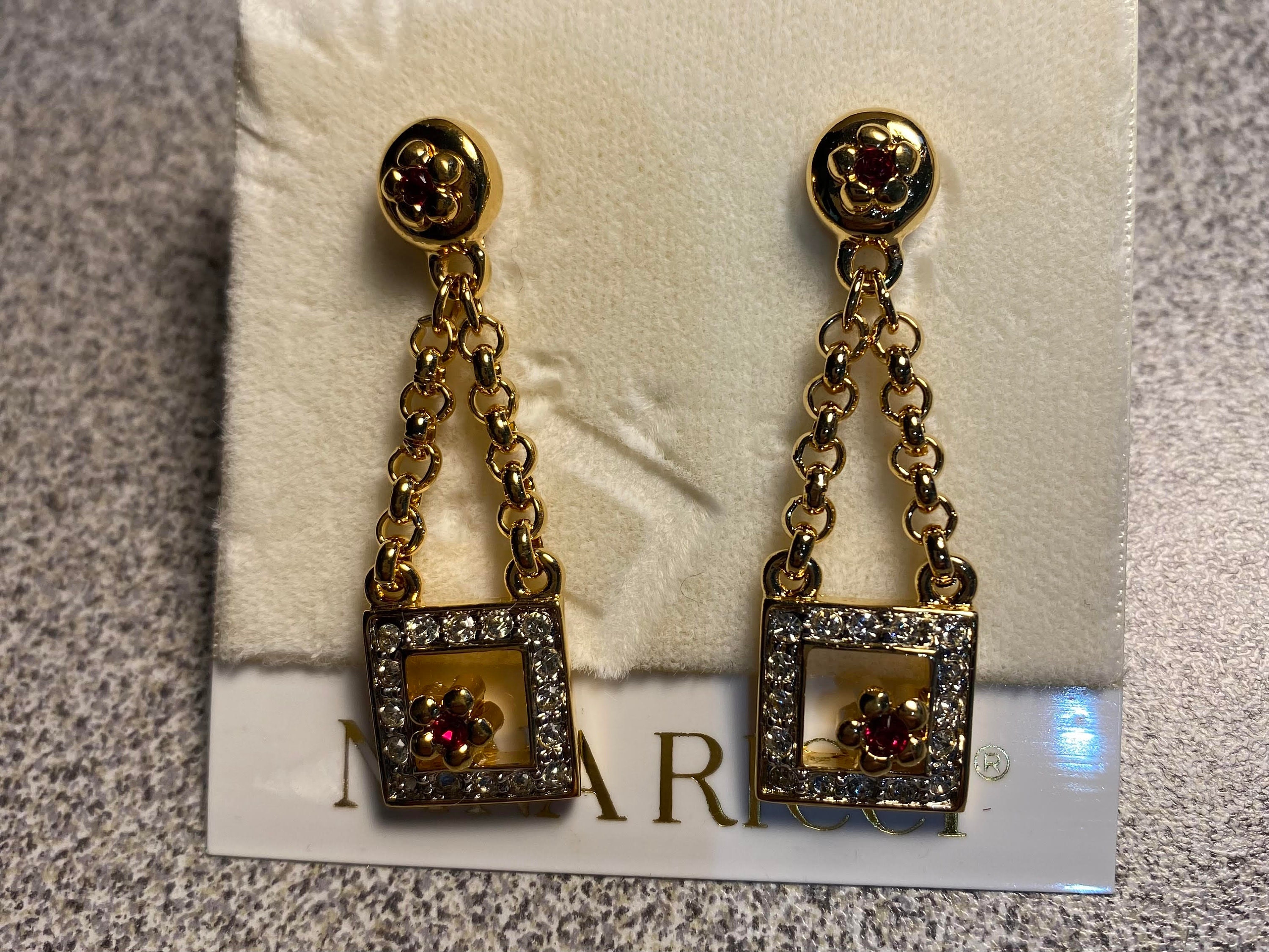 Boucles D'oreilles NINA RICCI - Puces Dorées Strass Fleurs - Occasion