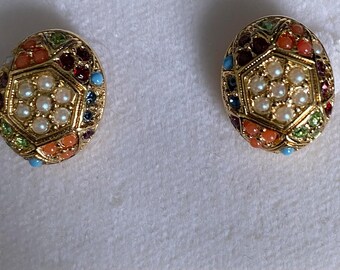 D&#39;Orlan Buried Treasure Oval Pierced Earrings . Designer, Vintage, NEW. Canadian, Swarovski crystals. Triple 22kt plated