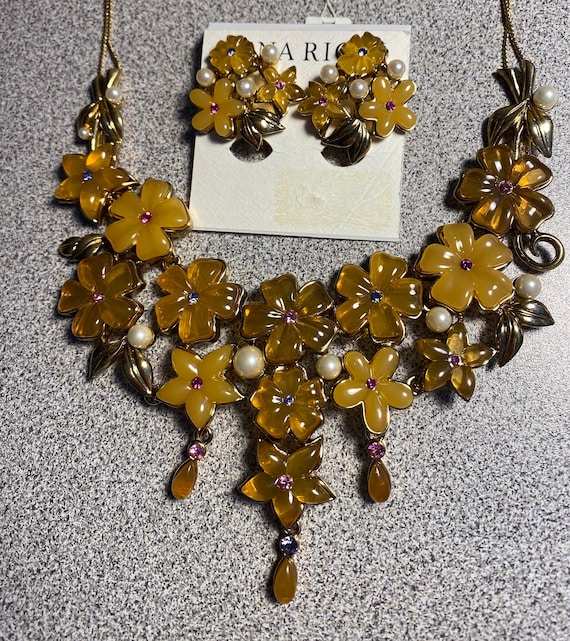 Nina Ricci Signed Gorgeous Necklace w Clip Earring