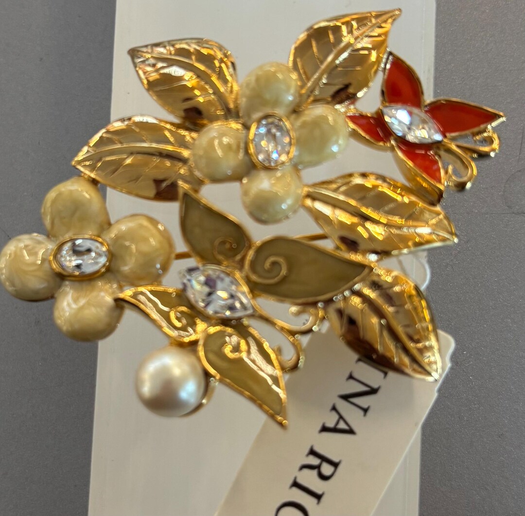 Nina Ricci Brooch,22kt Gold Plated,. Signed Flower, Enamel, Orange ...