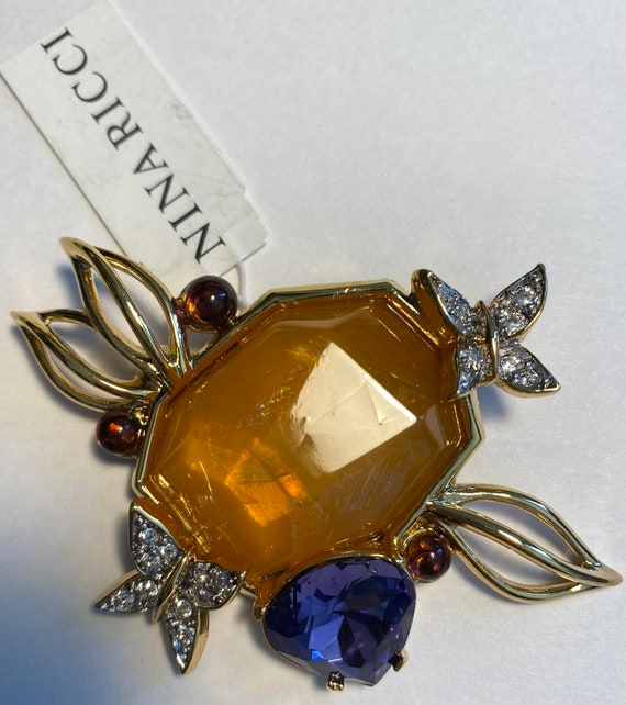 Nina Ricci Brooch. Triple 22t Gold Plated W Handset