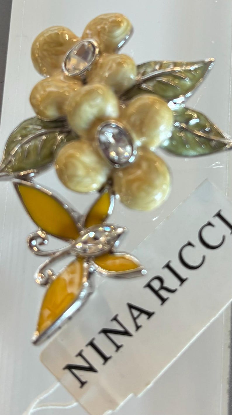 Nina Ricci Brooch,22kt Gold Plated,. Signed Flower, Enamel, Green ...