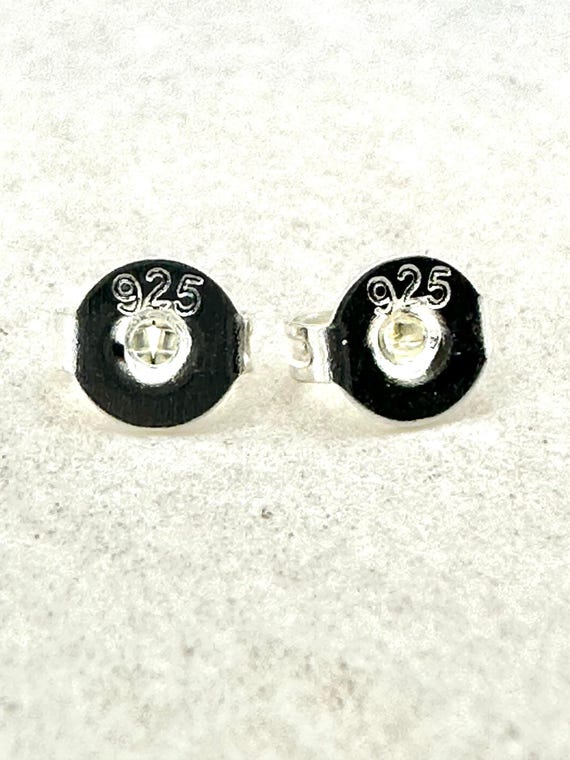 ☆MARS MARK☆ Black Stone Stud Earring M213 1 Pair Black Magnetic Clip On Diamante Stud Earrings 4mm to
