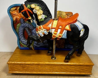 Vintage willitts musical carousal box (damaged)