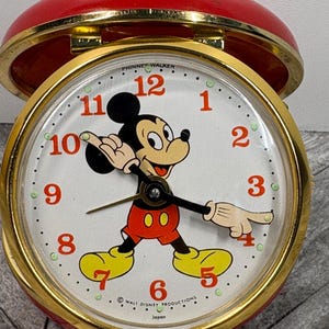 Sveglia da viaggio vintage Phiney Walker Topolino (necessita di manutenzione)