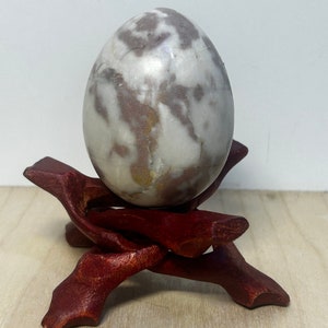 Pink marble egg with stand