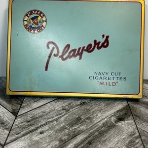 Players navy cut mild cigarette tin