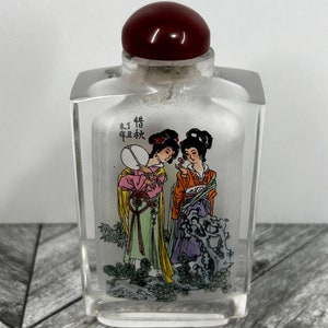 Vintage chinese courtesan reverse painted snuff bottle