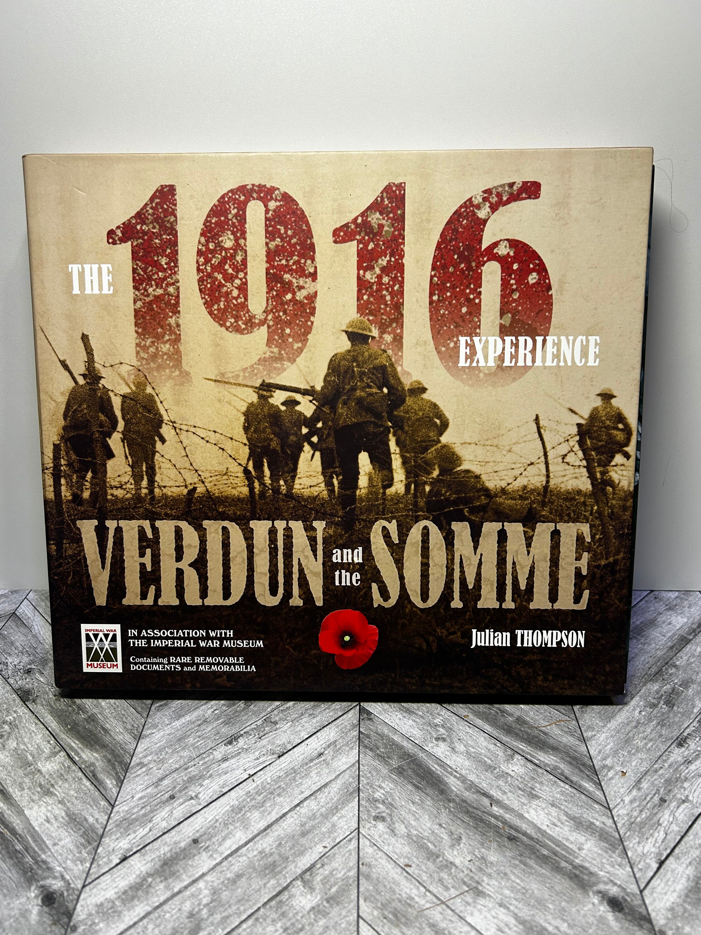 The 1916 experience,verdun and the somme interactive book