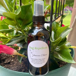 All Natural Bug & Tick Repellent: Essential Oil Spray