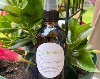 All Natural Bug & Tick Repellent: Essential Oil Spray