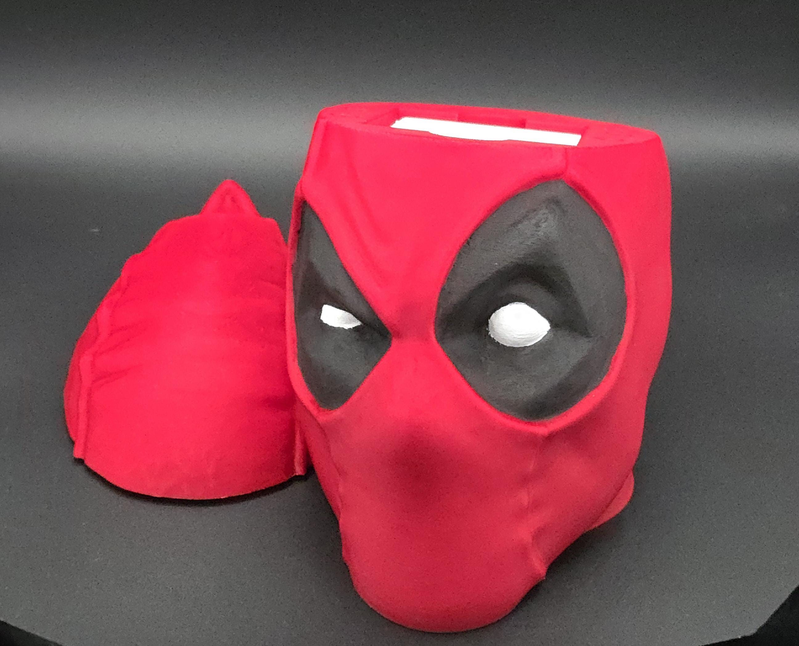 deadpool card sleeves mtg Legendary: Marvel main image 1