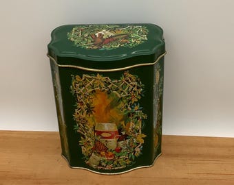 Vintage English Tea Tin, Avon Christmas 1981
