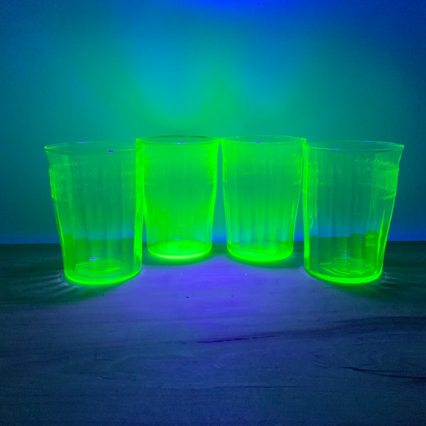 Vintage, uranium glass, green glass, Set of four drinking glasses/juice glasses, etched design, moonbeam