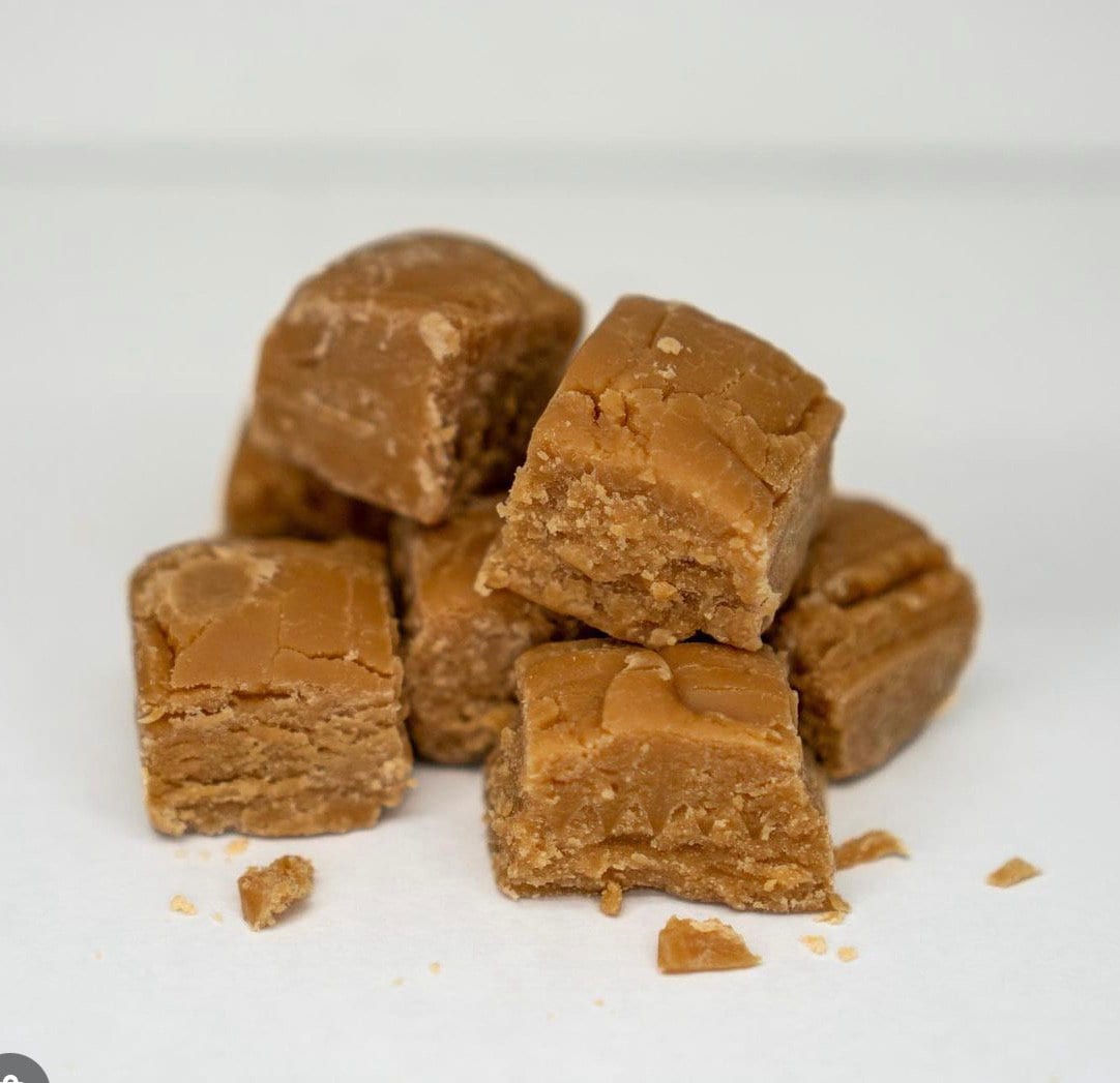 Clotted Cream Fudge - 520g - Original Clotted Cream Fudge In A Gift Jar - View #2