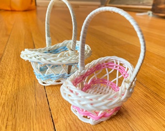 1:6 boat shaped two-tone woven basket miniature for BJD Barbie dolls