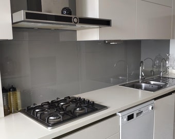 Custom Tempered Glass Kitchen Backsplash: Light Grey, Heat Resistant