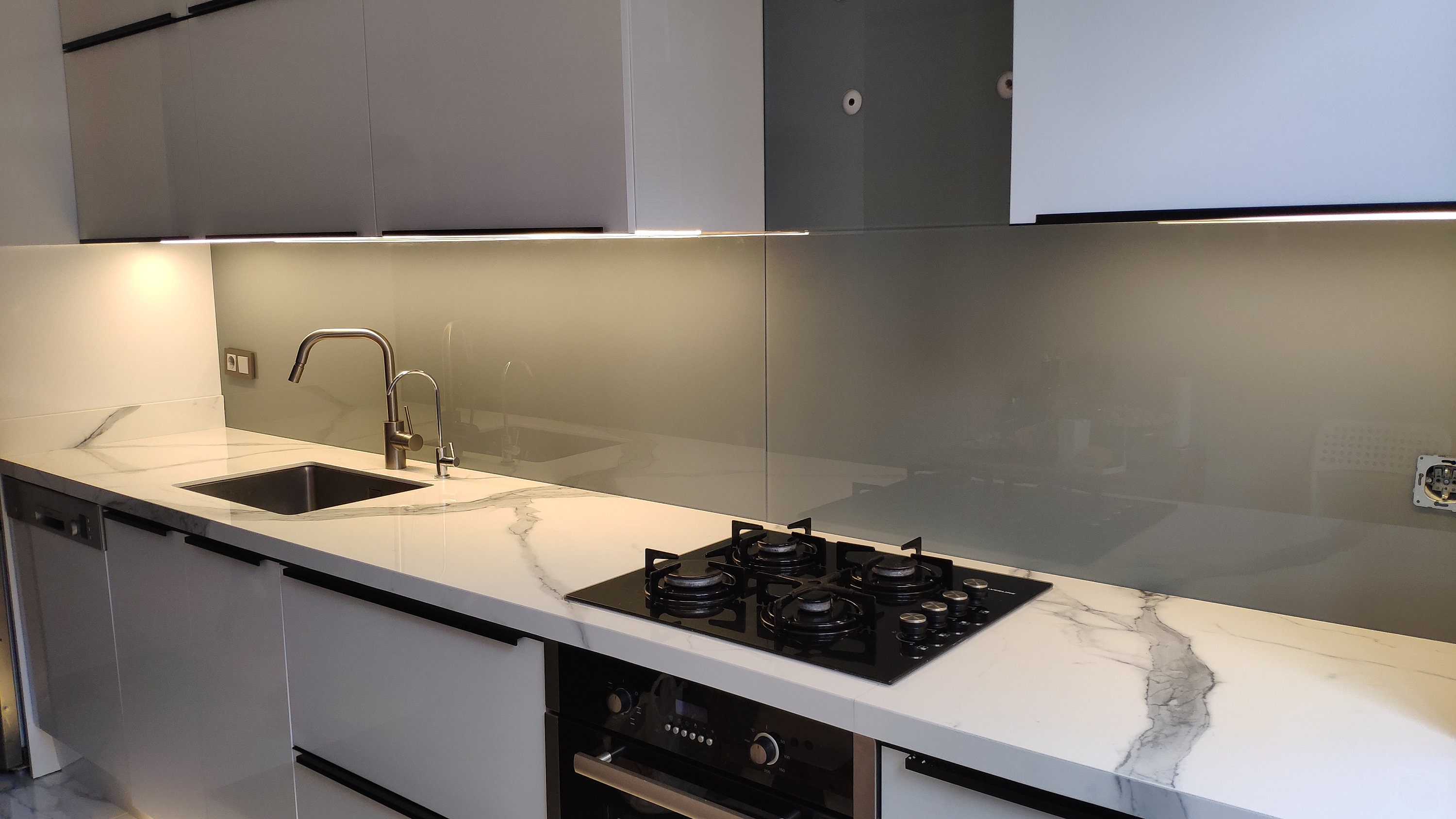 Schienale Per Motocicletta BMW F800GS - Imbottito In Gomma Impermeabile - Per Top Case E Bagagliaio