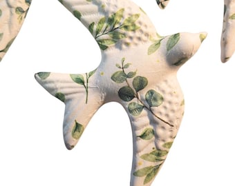 Portugalskie dekoracje wiszące zdobią Twoje ściany: ręcznie robiony decoupage, JEDNA SZTUKA ceramicznej dekoracji ściennej z jaskółką z Portugalii