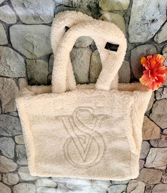 NWT VS BLING TOTE *AND* SHERPA BLANKET | Mercari NWT VS Victoria’s Secret Sherpa Tote Bag main image 2