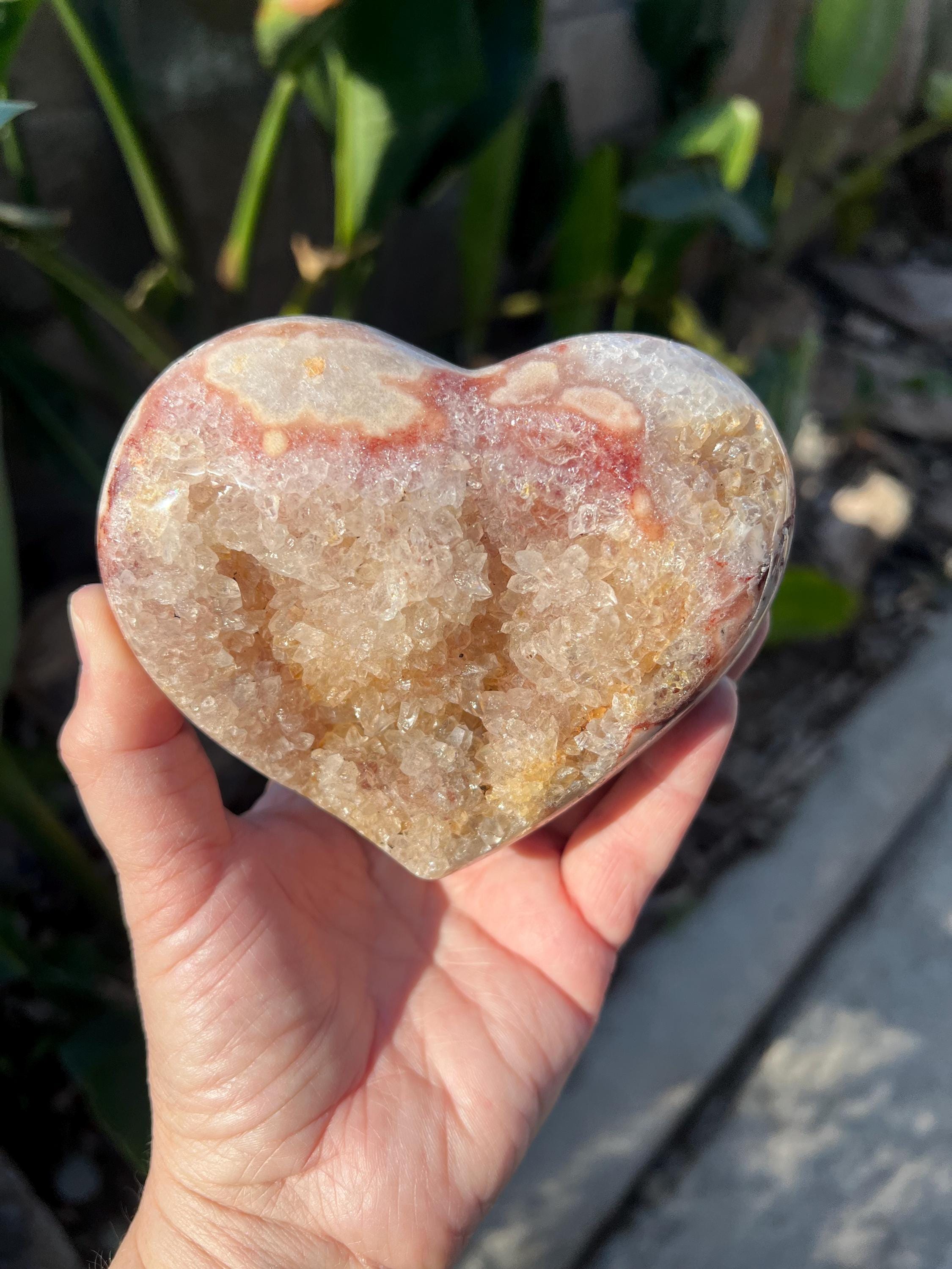 ピンクアメジスト ドゥルージークリスタルハート ピンク、イエロー