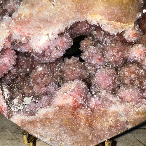 ブラジル産ピンクアメジストハート（スタンド付き） - Etsy 日本