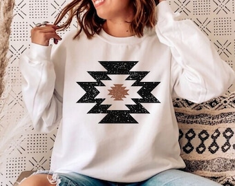 Aztec Western sweatshirt, Distressed vintage Graphic shirt, Country girl tee, boho tribal design, Cowgirl, fall Rodeo fashion, trendy south