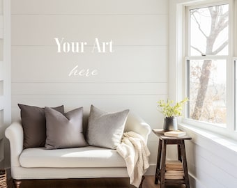 Bauernhaus-Interieur-Mockup, weiße leere Wand, Innenbild mit Herbstmotiv, natürliches Licht durch Fenster, gemütliches Sofa im Wohnzimmer, JPG