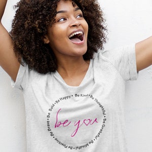 Soyez conscient, reconnaissant, heureux, positif, soyez-vous, gentil, positif, motivant, téléchargement numérique, transfert de tshirt