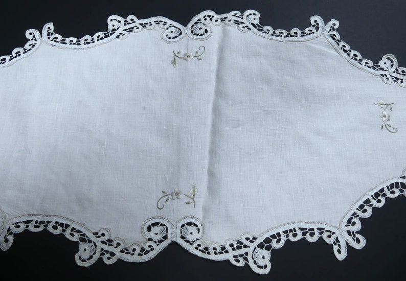 Vintage Cotton Hand Embroidered & Battenburg Lace Trim Placemat Color Ivory 25 X 12 Etsy