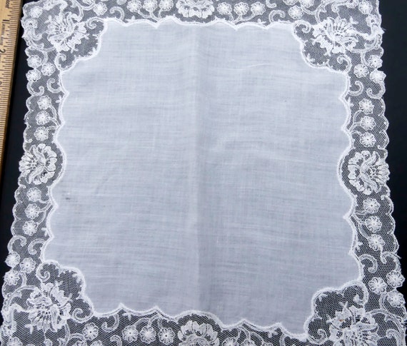 Vintage French handmade lace cotton handkerchief … - image 2