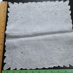 Hand Smocked Ecru on White Bubble
