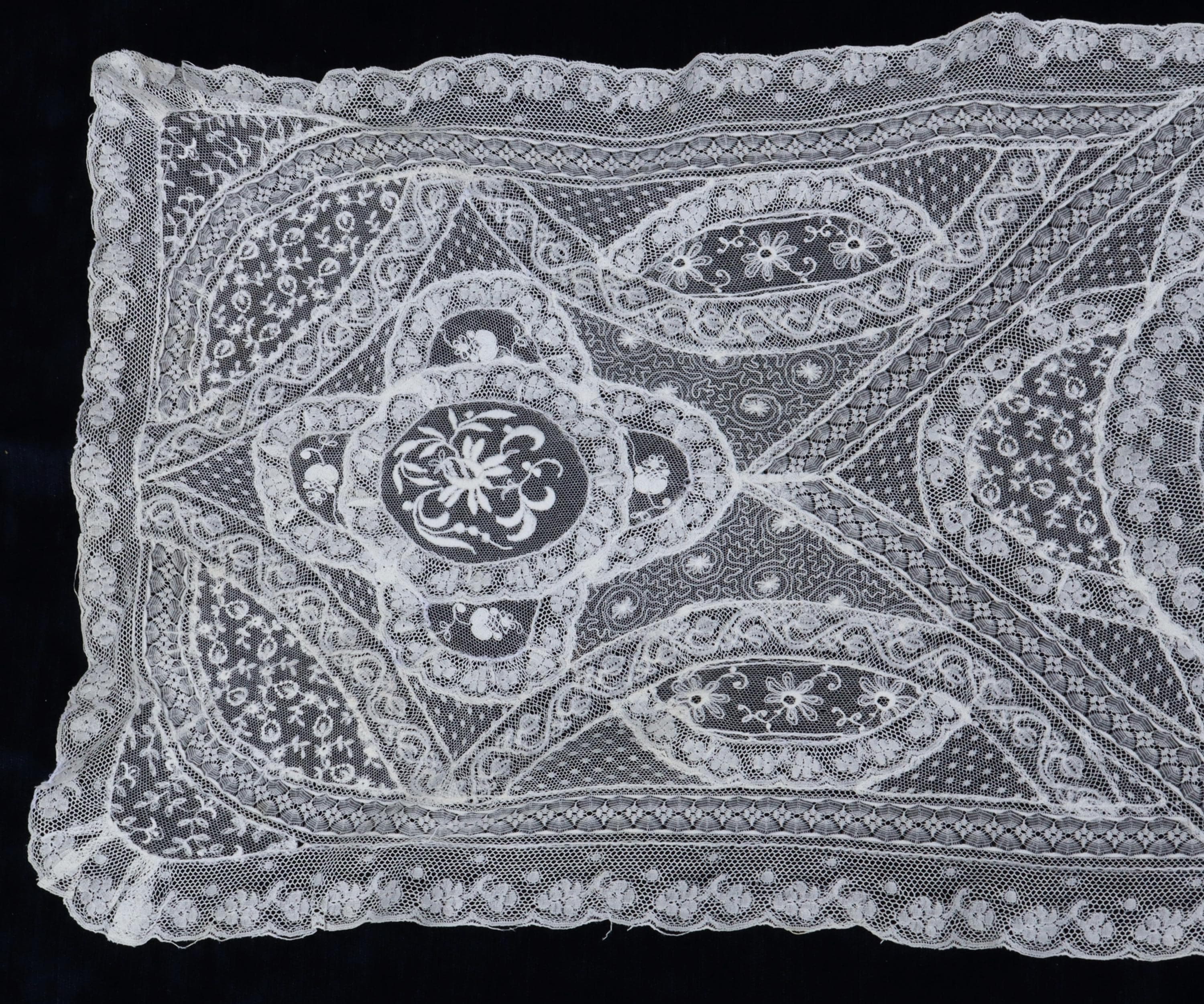 アンティーク ハンドメイド フランス ノルマンディー レース テーブル