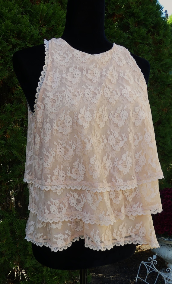Vintage By Anthropologie sleeveless lace blouse co